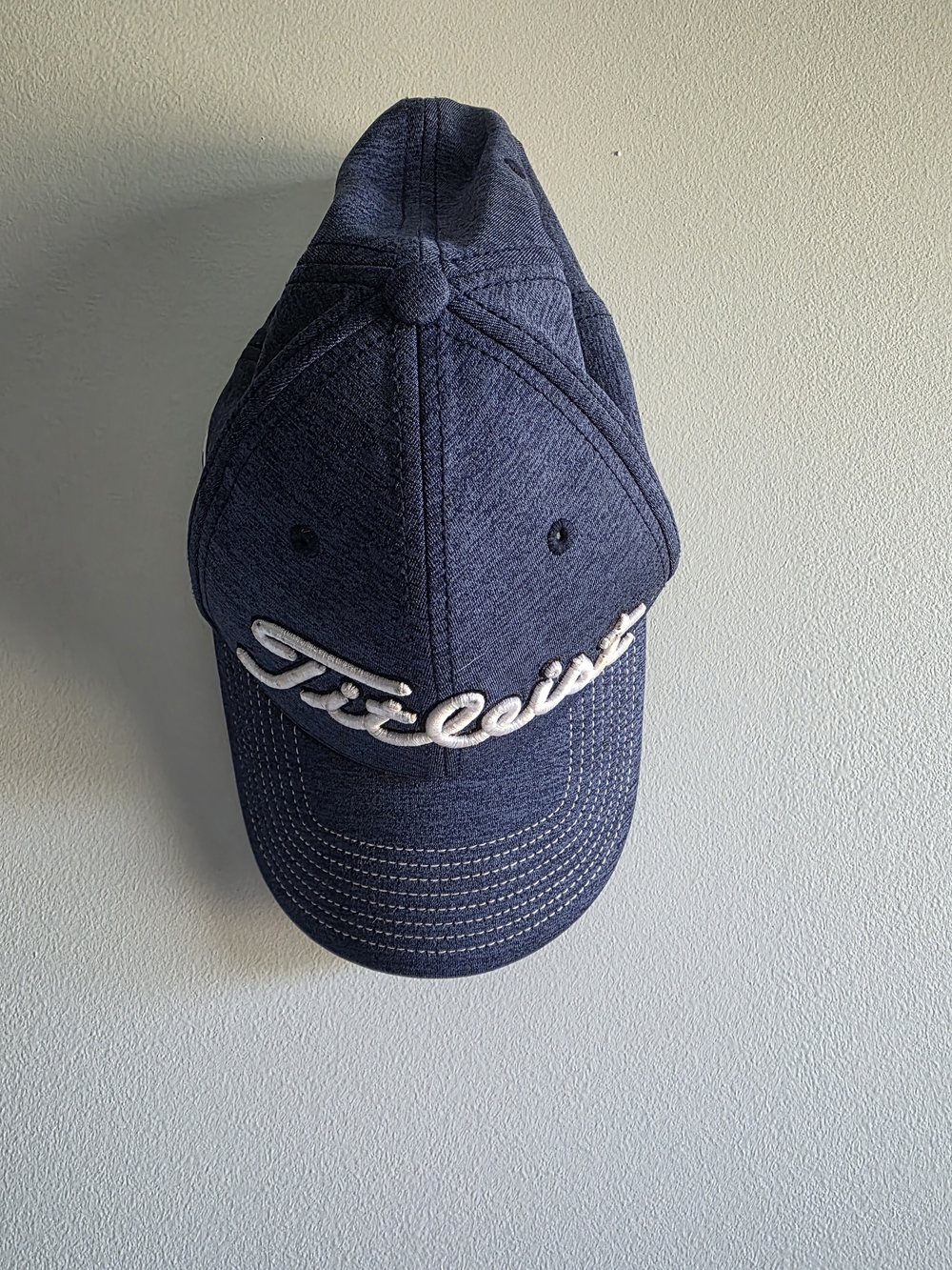 Titleist Unisex Navy Embroidered Golf Cap